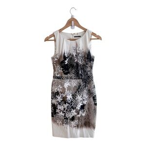 Elie Tahari Neutral Floral Print Sleeveless Knee Length Sheath Womens Size 2